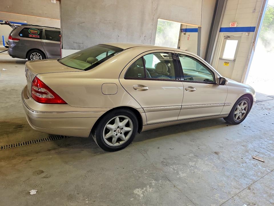 Продажа на аукционе авто 2004 Mercedes-benz C, vin: WDBRF61J14A585508, номер лота: 56999076