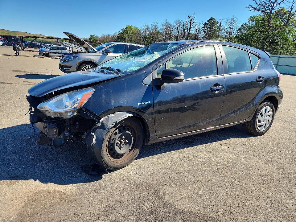 2015 Toyota Prius C მანქანა იყიდება აუქციონზე, vin: JTDKDTB32F1104577, აუქციონის ნომერი: 58026516