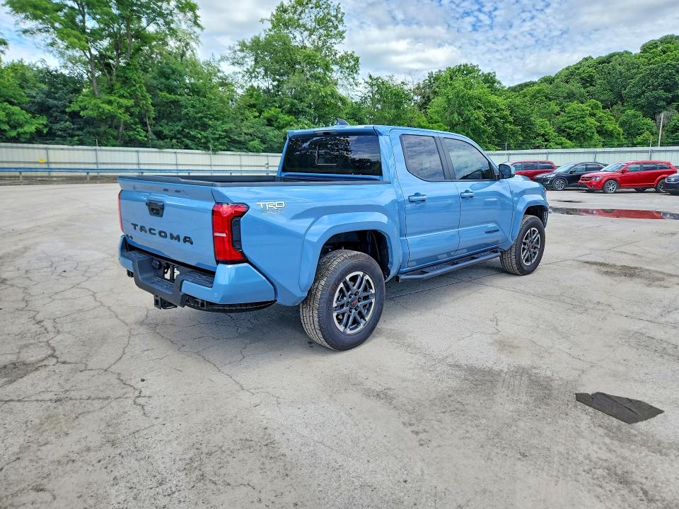2026 Toyota Tacoma მანქანა იყიდება აუქციონზე, vin: 3TMLB5JN9TM214811, აუქციონის ნომერი: 57213256