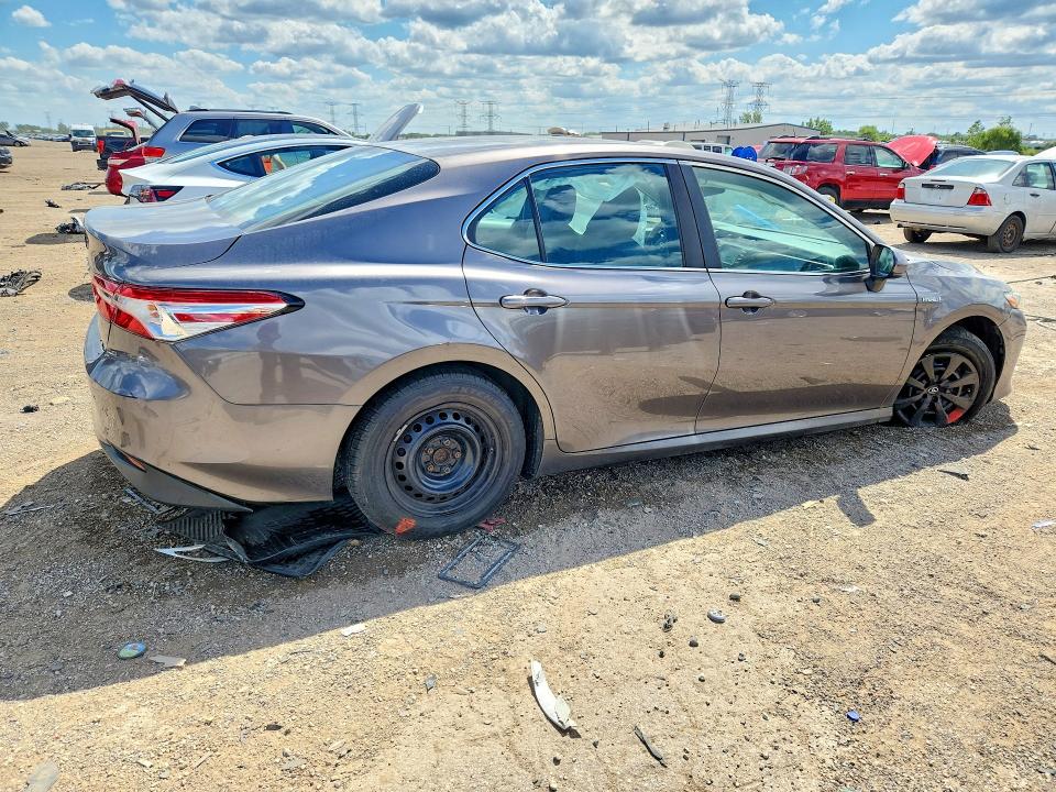 Продажа на аукционе авто 2018 Toyota Camry, vin: 4T1B31HKXJU502662, номер лота: 57409946