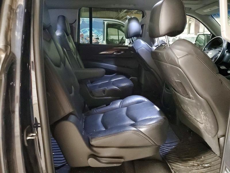 56170016 :رقم المزاد ، 1GYS4HKJ4HR319002 vin ، 2017 Cadillac Escalade مزاد بيع