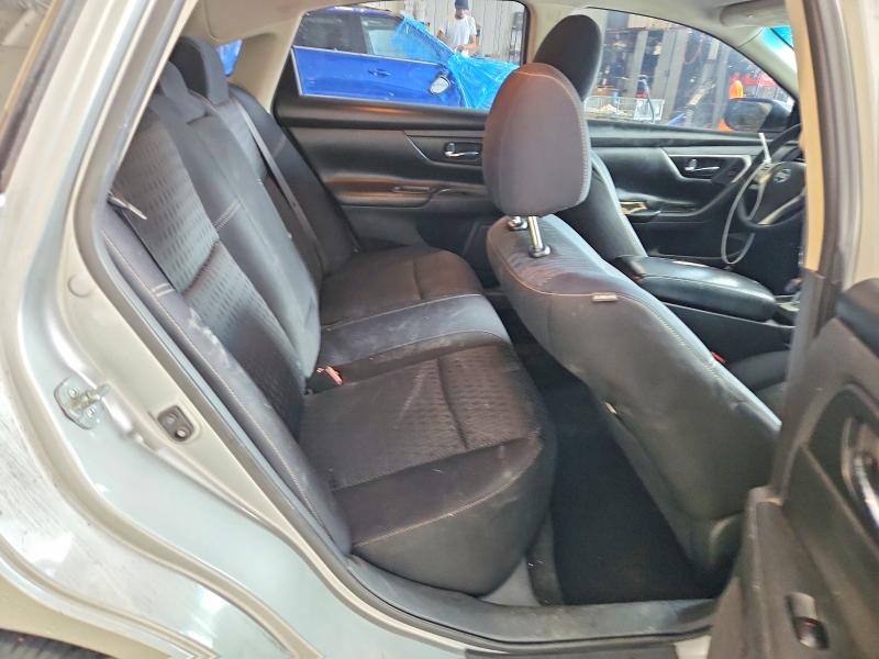 Auction sale of the 2017 Nissan Altima, vin: 1N4AL3APXHN322089, lot number: 58068836