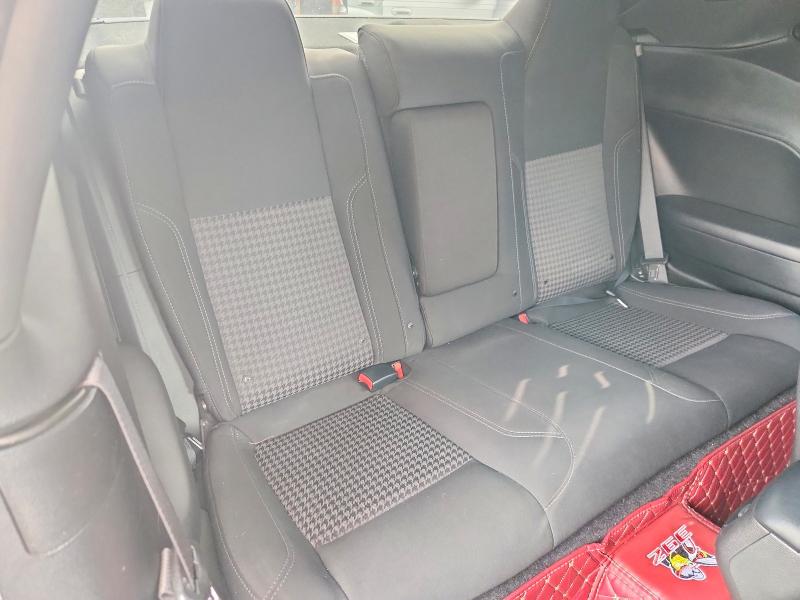 55637696 :رقم المزاد ، 2C3CDZAG0KH551503 vin ، 2019 Dodge Challenger مزاد بيع