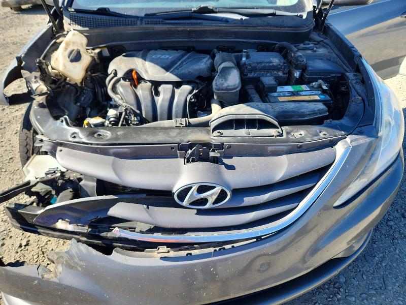 57553476 :رقم المزاد ، 5NPEB4AC5DH757842 vin ، 2013 Hyundai Sonata مزاد بيع