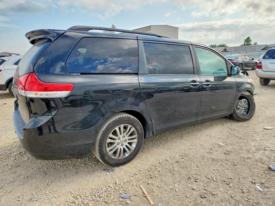 Aukcja sprzedaży 2014 Toyota Sienna, vin: 5TDYK3DC8ES492171, numer aukcji: 58912686