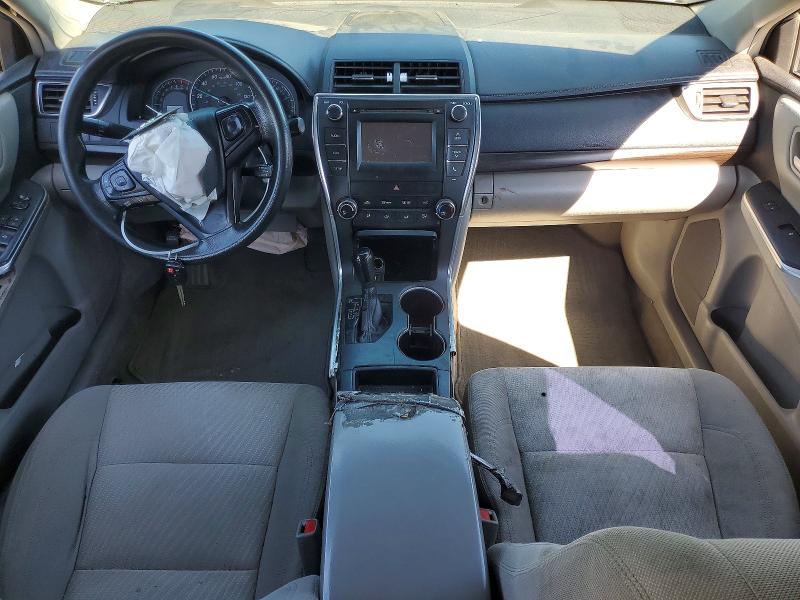55639756 :رقم المزاد ، 4T1BF1FK1FU040963 vin ، 2015 Toyota Camry مزاد بيع
