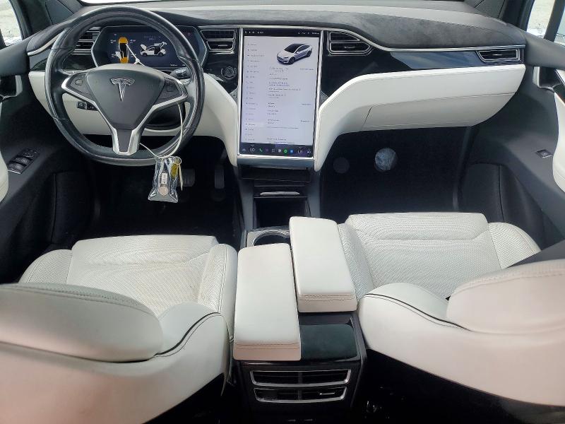 Продаж на аукціоні авто 2016 Tesla Model X, vin: 5YJXCAE20GF006978, номер лоту: 57563286