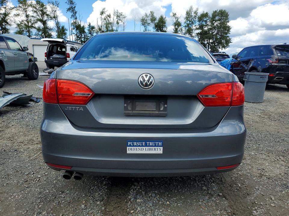 56745916 :رقم المزاد ، 3VW2K7AJ6EM299773 vin ، 2014 Volkswagen Jetta مزاد بيع