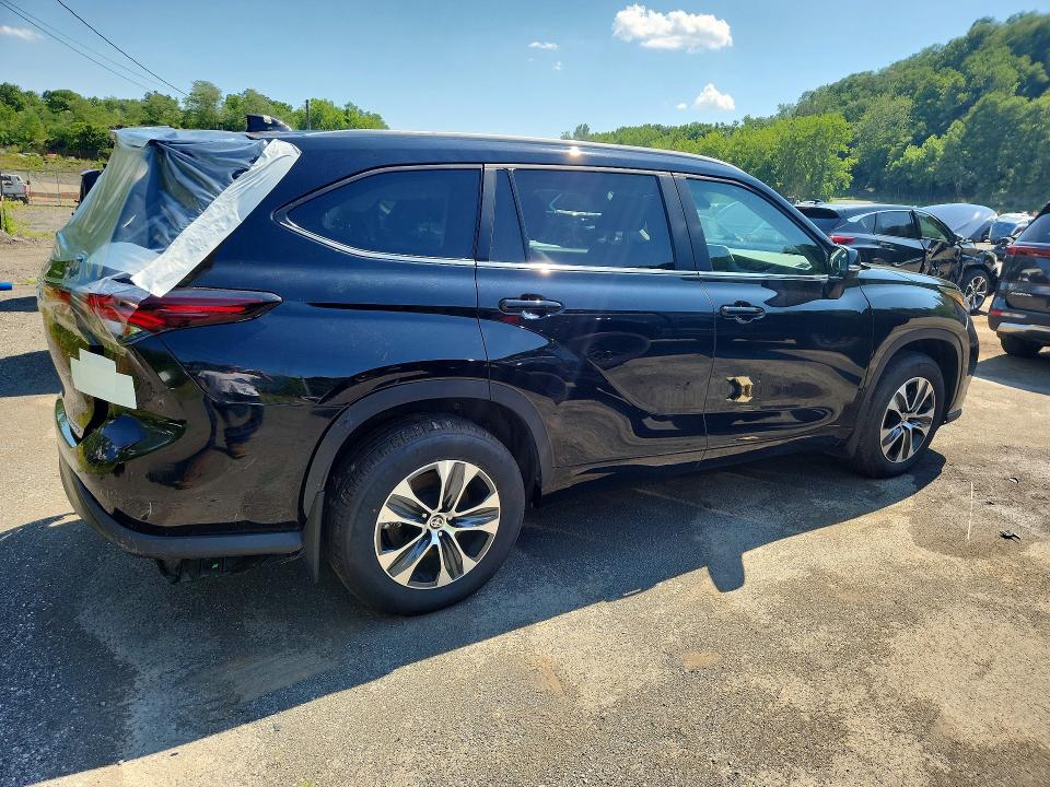 2026 Toyota Highlander მანქანა იყიდება აუქციონზე, vin: 5TDKDRBH5TS604200, აუქციონის ნომერი: 59251946