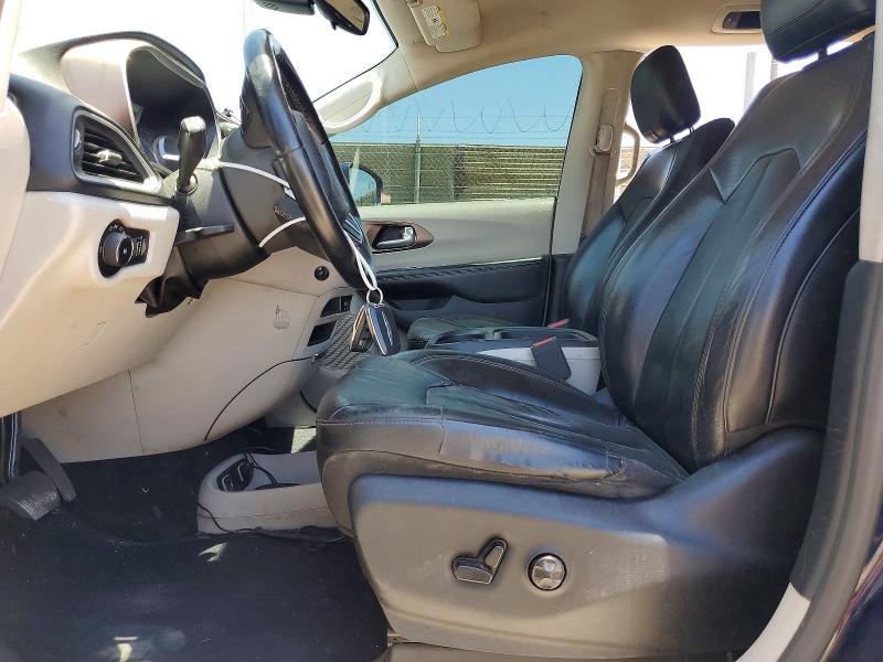 57763686 :رقم المزاد ، 2C4RC1L75HR765106 vin ، 2017 Chrysler Pacifica مزاد بيع