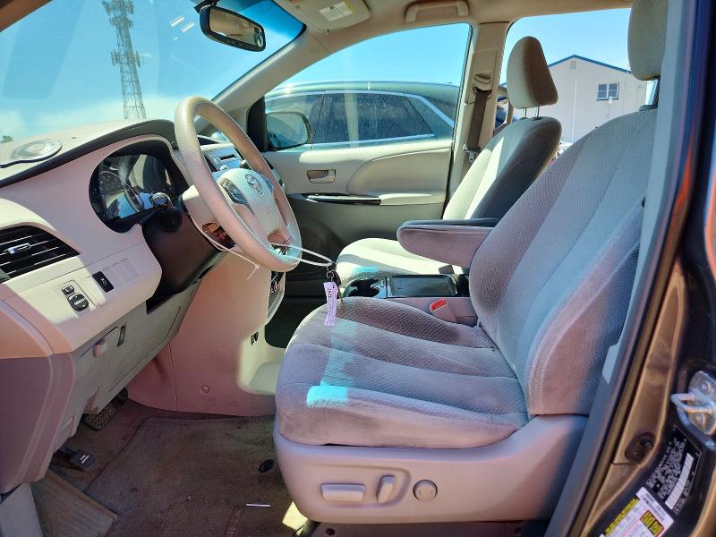 2013 Toyota Sienna მანქანა იყიდება აუქციონზე, vin: 5TDKK3DCXDS317392, აუქციონის ნომერი: 56332986