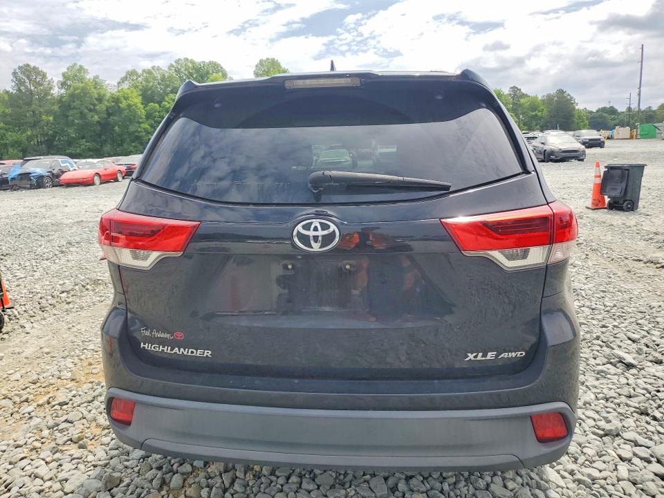 Продажа на аукционе авто 2017 Toyota Highlander, vin: 5TDJZRFH1HS403845, номер лота: 56990196