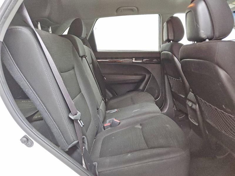 2014 Kia Sorento მანქანა იყიდება აუქციონზე, vin: 5XYKT3A6XEG504173, აუქციონის ნომერი: 55178806