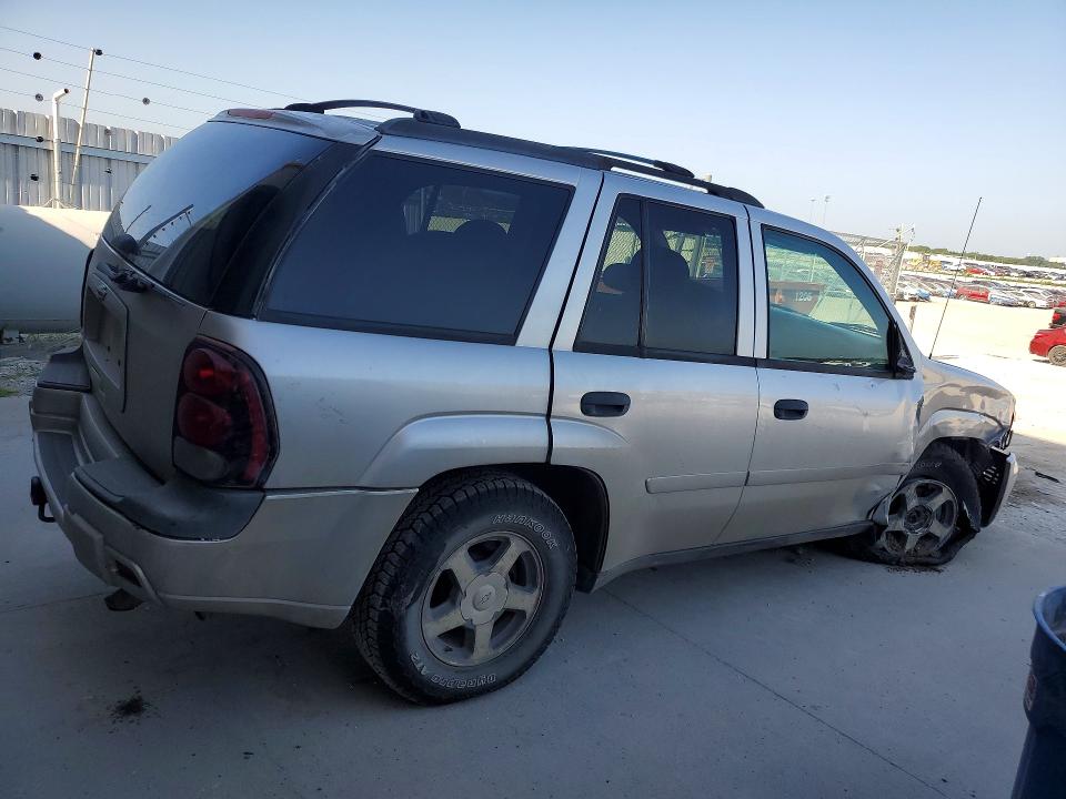 2006 Chevrolet Trailblazer მანქანა იყიდება აუქციონზე, vin: 1GNDT13S462214456, აუქციონის ნომერი: 58818916