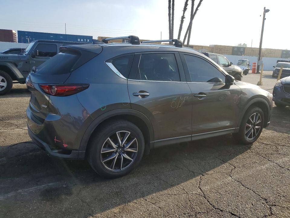 Продаж на аукціоні авто 2018 Mazda Cx-5, vin: JM3KFBDM7J0380611, номер лоту: 58483796