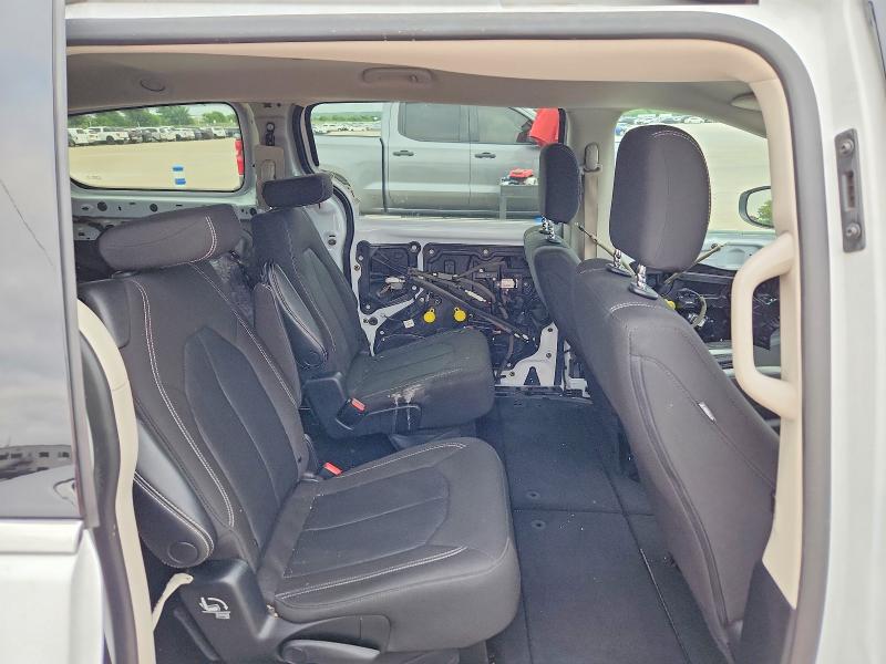 56627726 :رقم المزاد ، 2C4RC1CG1NR223660 vin ، 2022 Chrysler Voyager مزاد بيع