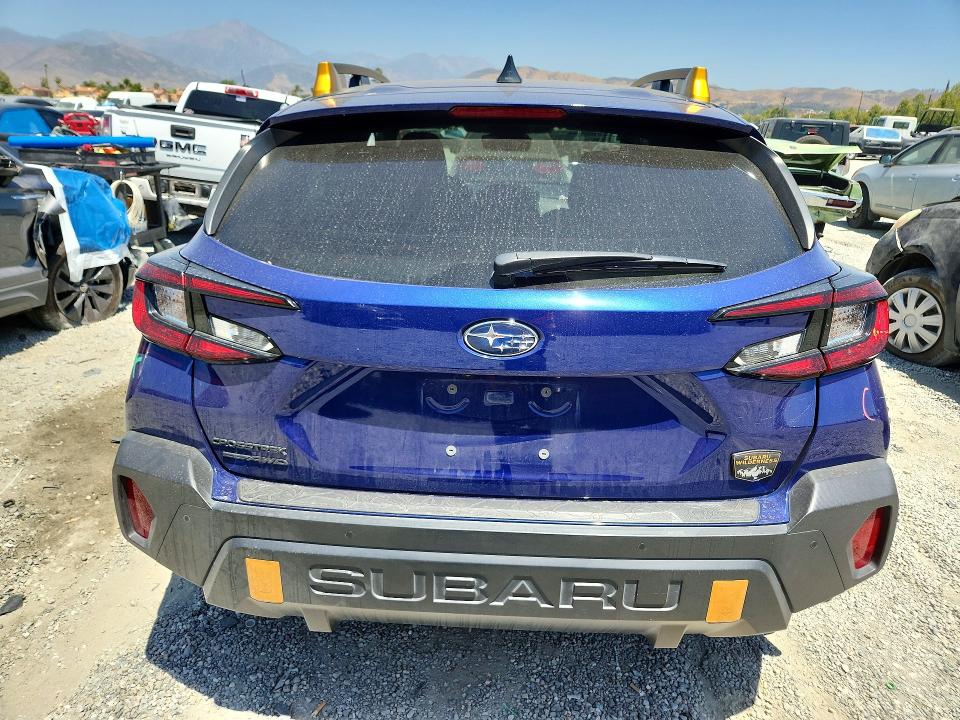 56545696 :رقم المزاد ، 4S4GUHT64R3818565 vin ، 2024 Subaru Crosstrek مزاد بيع