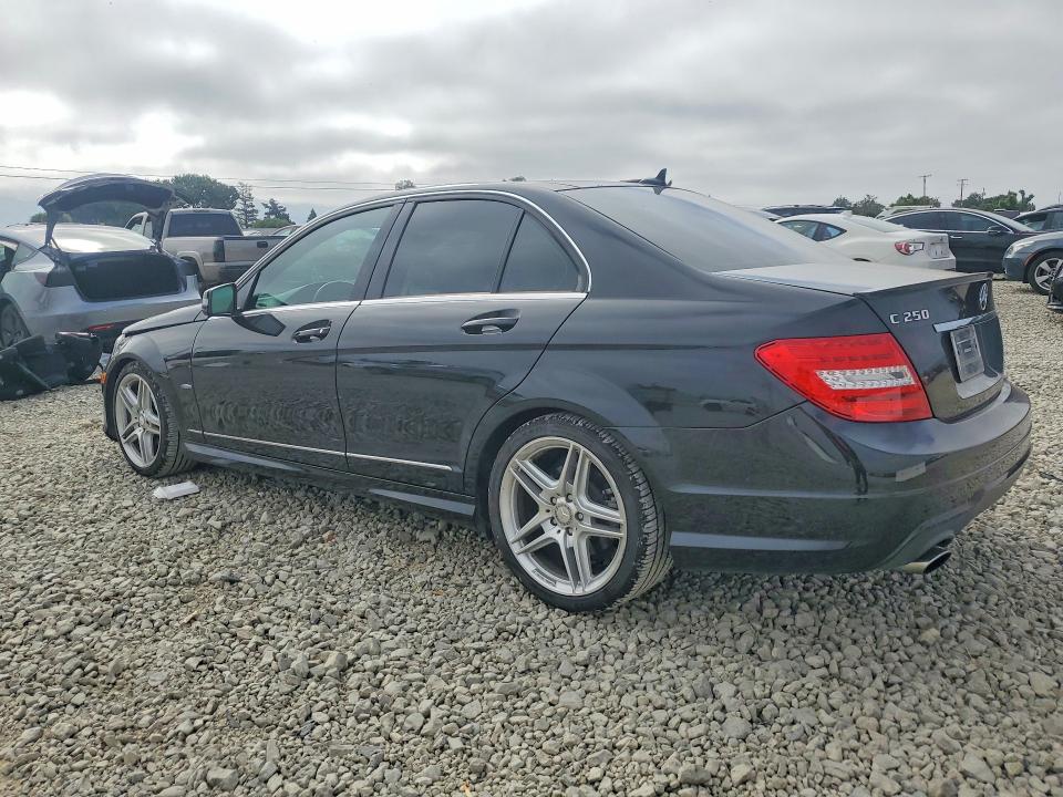 Продаж на аукціоні авто 2012 Mercedes-benz C, vin: WDDGF4HB0CA644287, номер лоту: 57586046