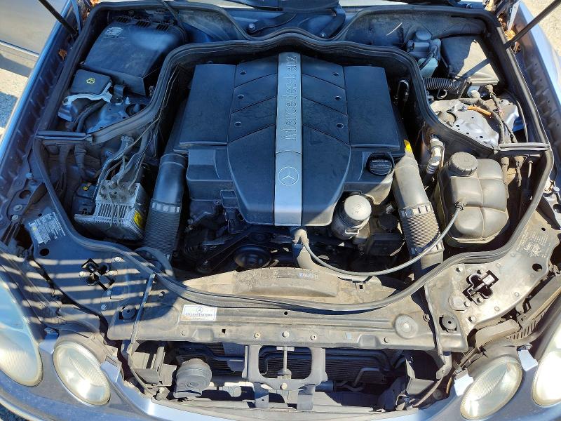 2003 Mercedes-benz E მანქანა იყიდება აუქციონზე, vin: WDBUF65J53A151918, აუქციონის ნომერი: 57969246