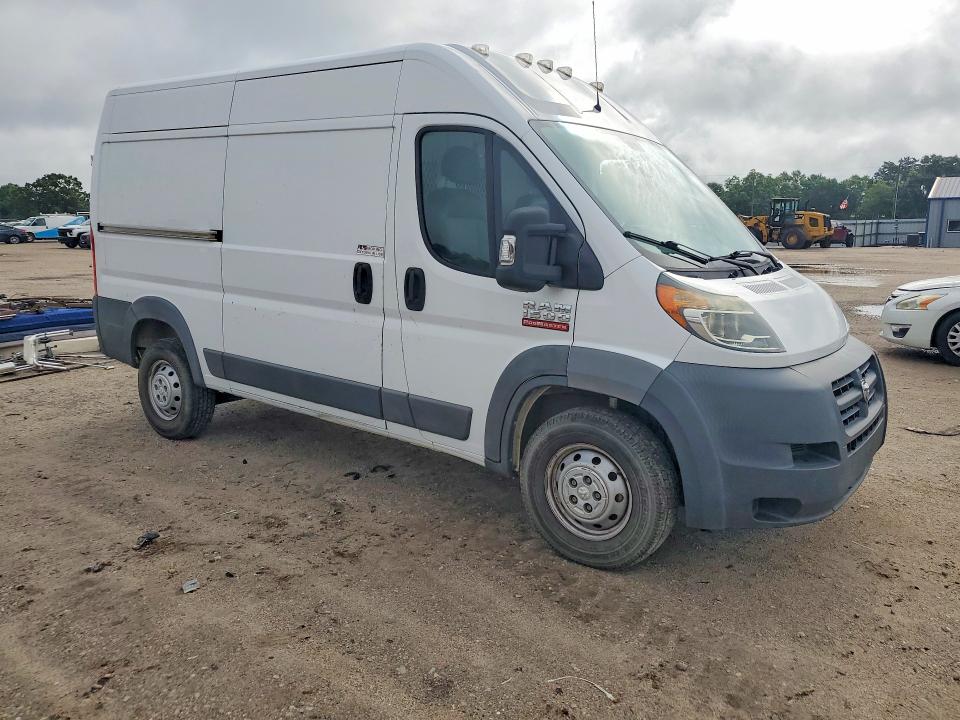 57544006 :رقم المزاد ، 3C6TRVBGXJE156122 vin ، 2018 Ram Promaster 1500 مزاد بيع