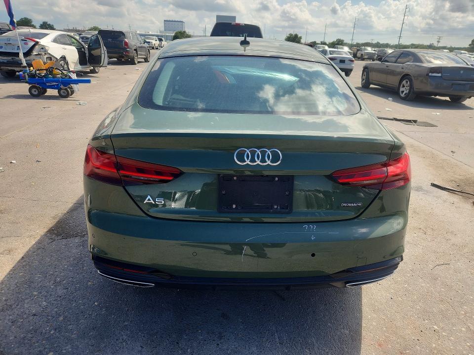 55869226 :رقم المزاد ، WAUFACF59MA042661 vin ، 2021 Audi A5 مزاد بيع