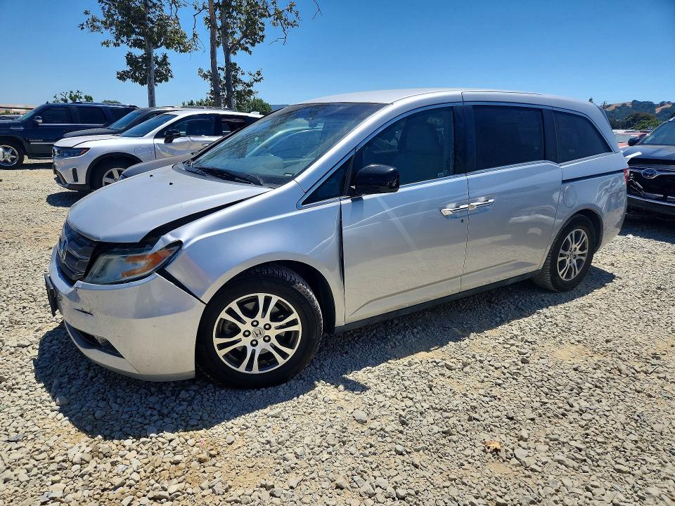 57872796 :رقم المزاد ، 5FNRL5H47CB084455 vin ، 2012 Honda Odyssey مزاد بيع