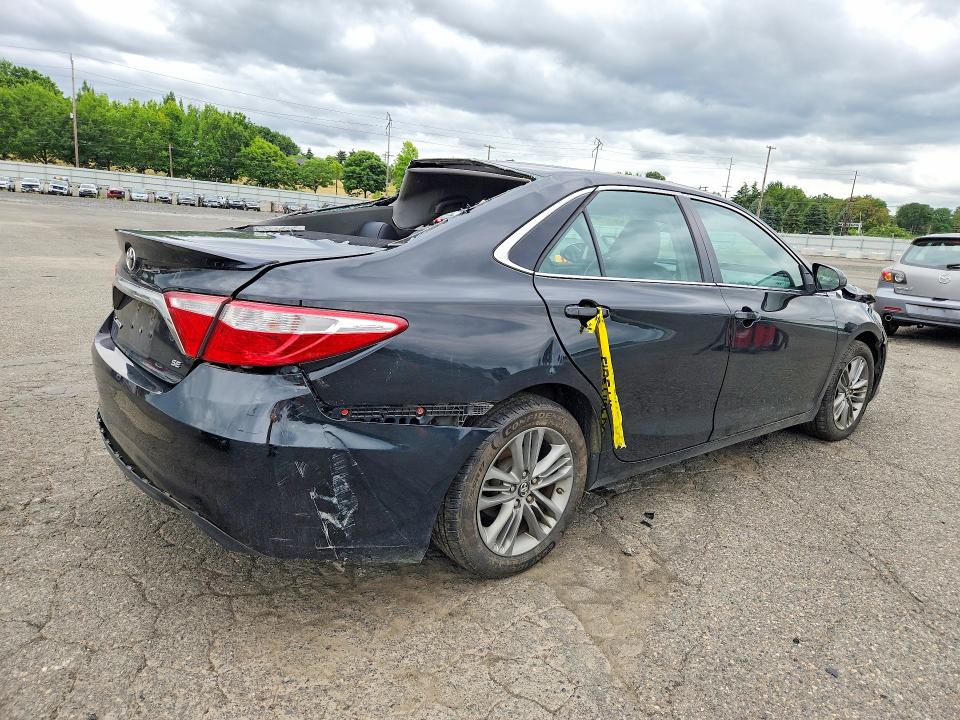 2017 Toyota Camry მანქანა იყიდება აუქციონზე, vin: 4T1BF1FK1HU626775, აუქციონის ნომერი: 58894236