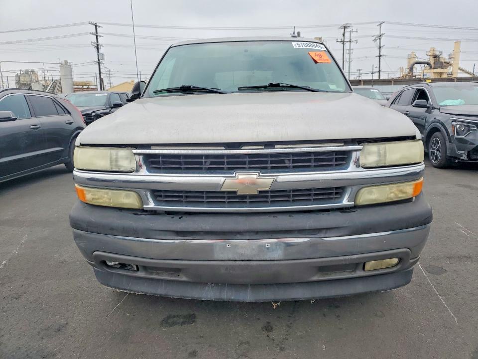 57088846 :رقم المزاد ، 1GNEC13T45R243006 vin ، 2005 Chevrolet Tahoe مزاد بيع