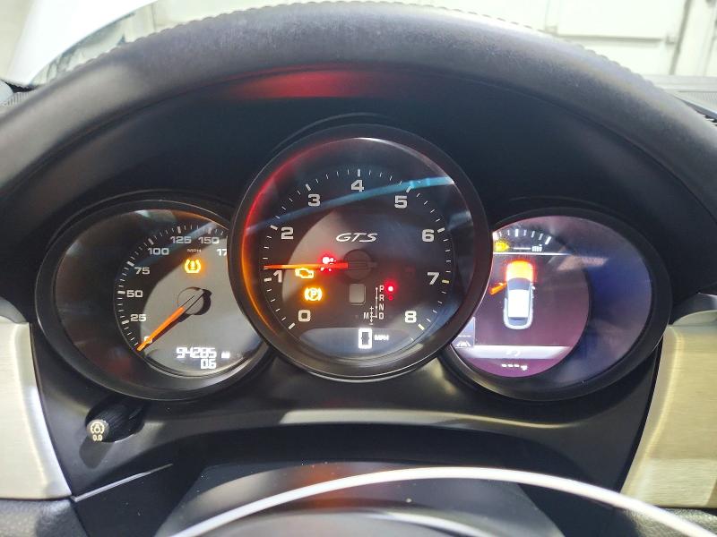 58328166 :رقم المزاد ، WP1AG2A58HLB53658 vin ، 2017 Porsche Macan مزاد بيع