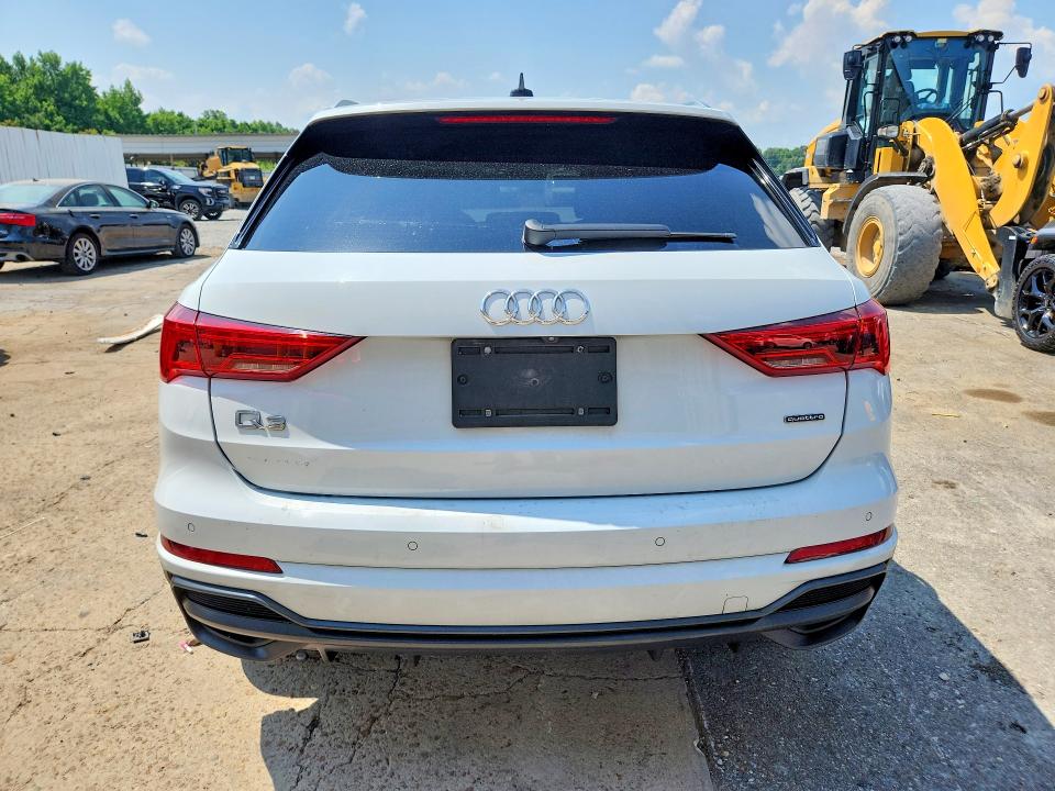 55453826 :رقم المزاد ، WA1DECF31L1102356 vin ، 2020 Audi Q3 مزاد بيع