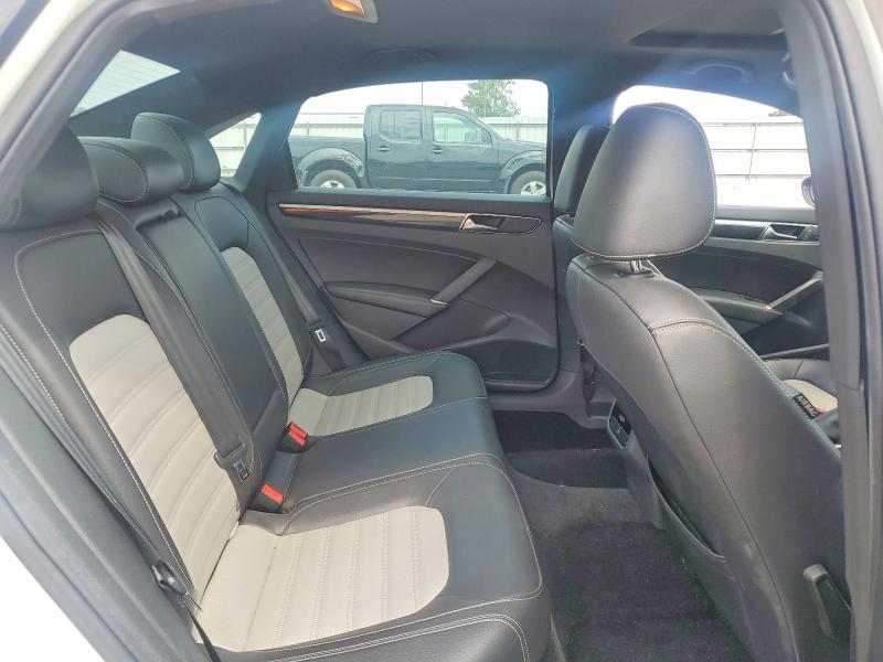 Продажа на аукционе авто 2018 Volkswagen Passat, vin: 1VWJM7A32JC048980, номер лота: 56843386