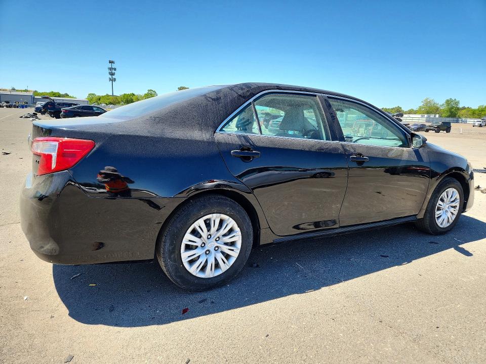 55758806 :رقم المزاد ، 4T1BD1FK7DU090527 vin ، 2013 Toyota Camry Hybrid مزاد بيع