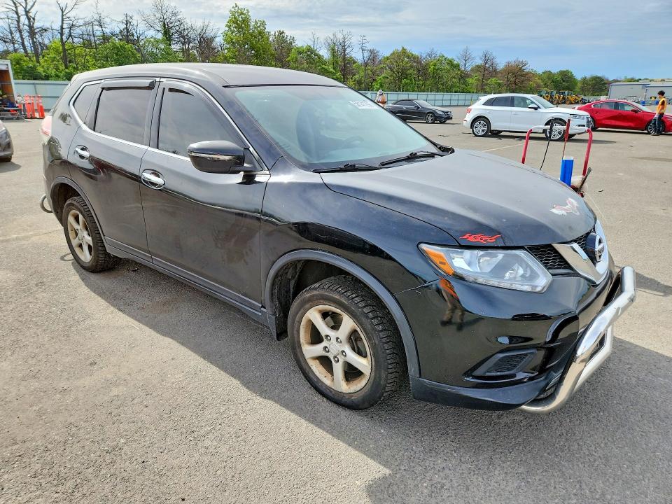 58141296 :رقم المزاد ، KNMAT2MT2FP531065 vin ، 2015 Nissan Rogue مزاد بيع