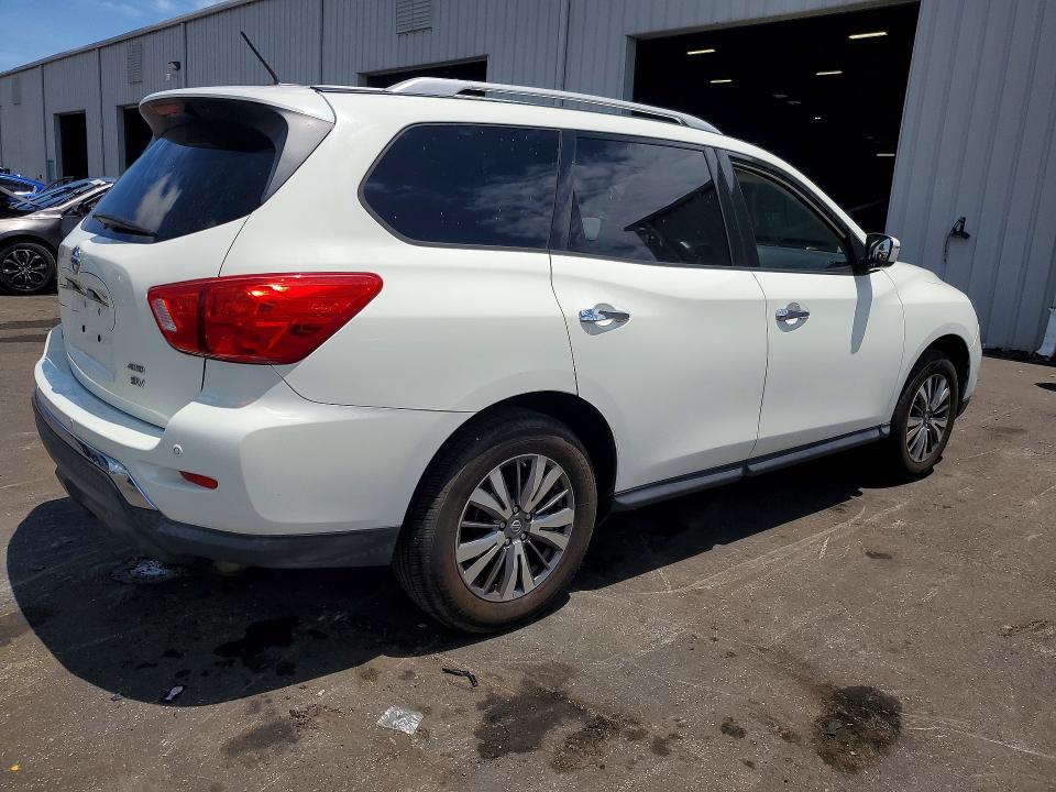 2018 Nissan Pathfinder მანქანა იყიდება აუქციონზე, vin: 5N1DR2MM1JC617242, აუქციონის ნომერი: 57184486