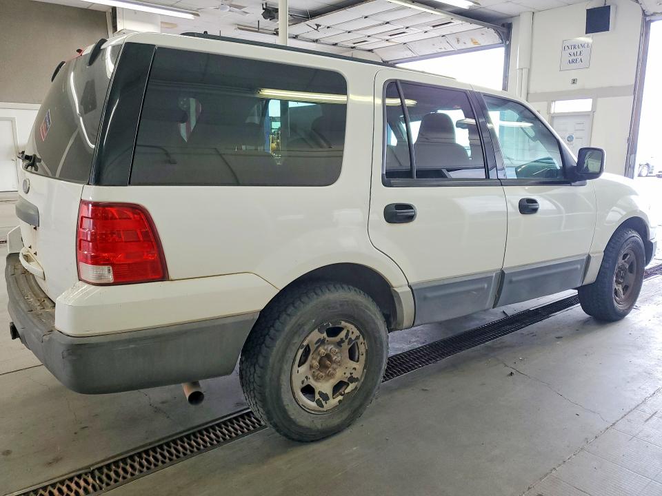 58157896 :رقم المزاد ، 1FMPU16L24LA92111 vin ، 2004 Ford Expedition مزاد بيع
