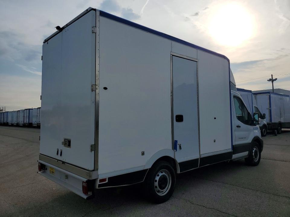55888626 :رقم المزاد ، 1FDBW5Z80LKA71135 vin ، 2020 Ford Transit مزاد بيع