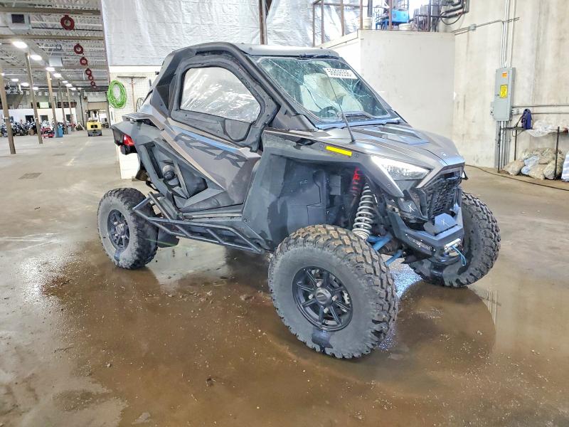 56808556 :رقم المزاد ، 3NSRAD928MG614018 vin ، 2021 Polaris Rzr مزاد بيع