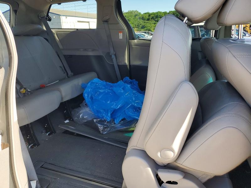 2015 Toyota Sienna მანქანა იყიდება აუქციონზე, vin: 5TDDK3DC4FS119466, აუქციონის ნომერი: 56988976