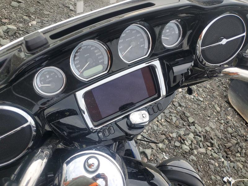 57715866 :رقم المزاد ، 1HD1KEF18MB665975 vin ، 2021 Harley-davidson Flhtk مزاد بيع