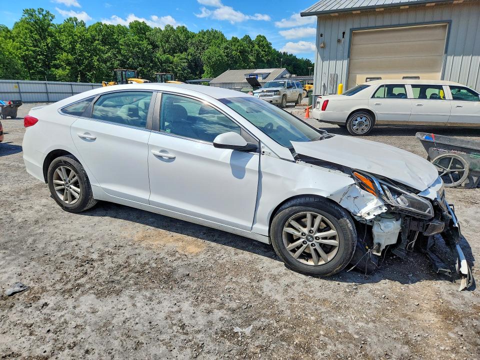 2015 Hyundai Sonata მანქანა იყიდება აუქციონზე, vin: 5NPE24AF2FH009126, აუქციონის ნომერი: 58238976