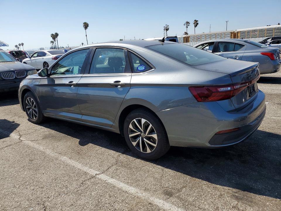 55813906 :رقم المزاد ، 3VW5X7BU6SM001001 vin ، 2025 Volkswagen Jetta مزاد بيع