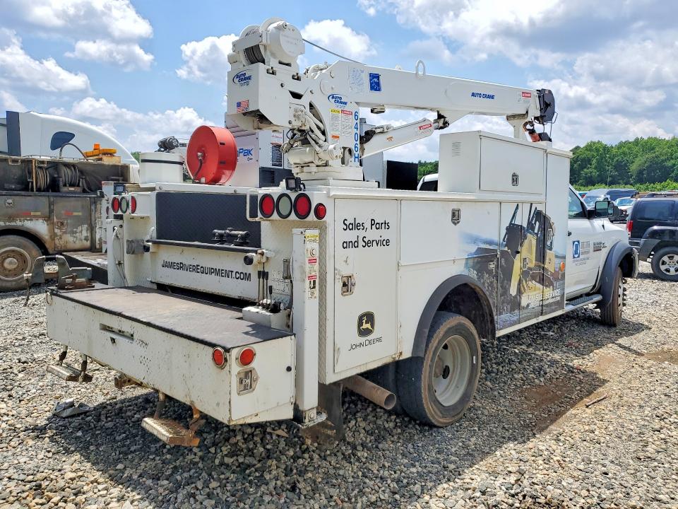 56940096 :رقم المزاد ، 3C7WRNBL6JG182243 vin ، 2018 Ram 5500 مزاد بيع