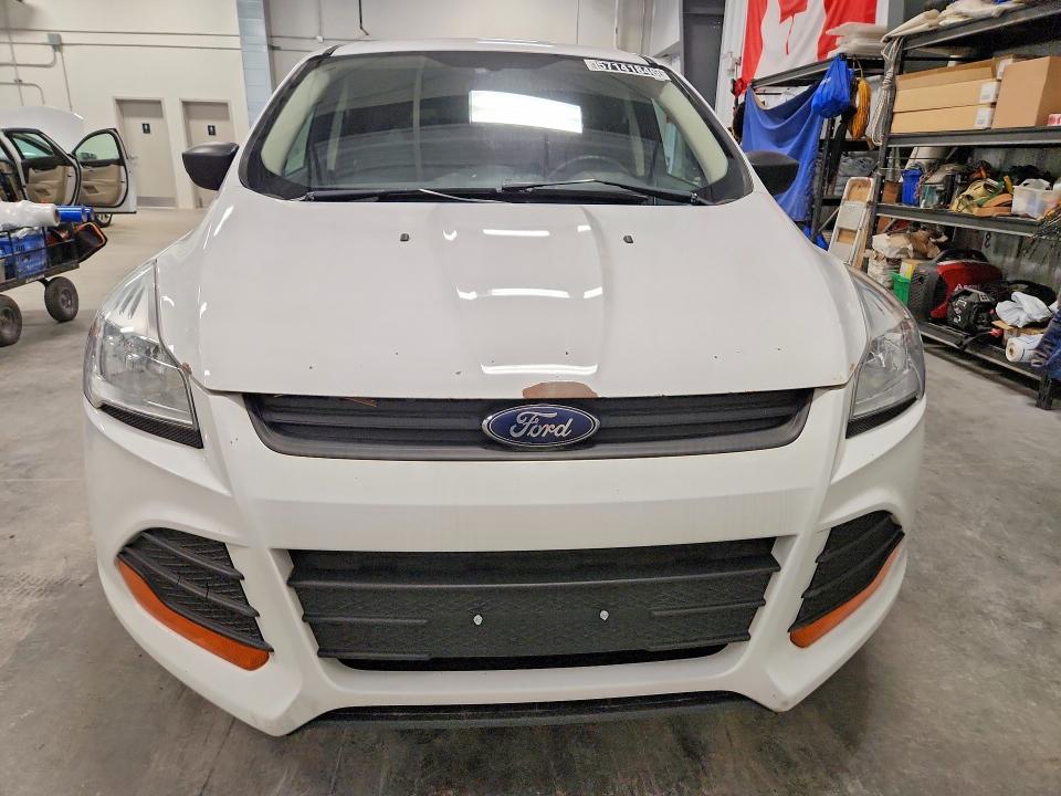 57141846 :رقم المزاد ، 1FMCU0F78FUA33251 vin ، 2015 Ford Escape مزاد بيع