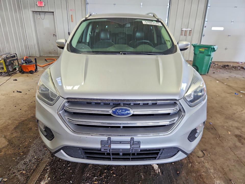 Продажа на аукционе авто 2017 Ford Escape, vin: 1FMCU0JDXHUA80300, номер лота: 57083576