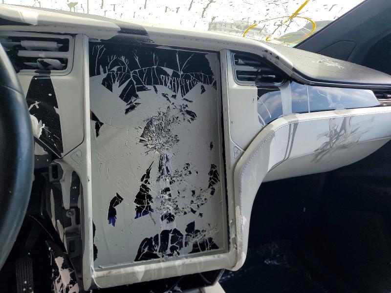 2021 Tesla Model X მანქანა იყიდება აუქციონზე, vin: 5YJXCDE21MF311418, აუქციონის ნომერი: 85604505