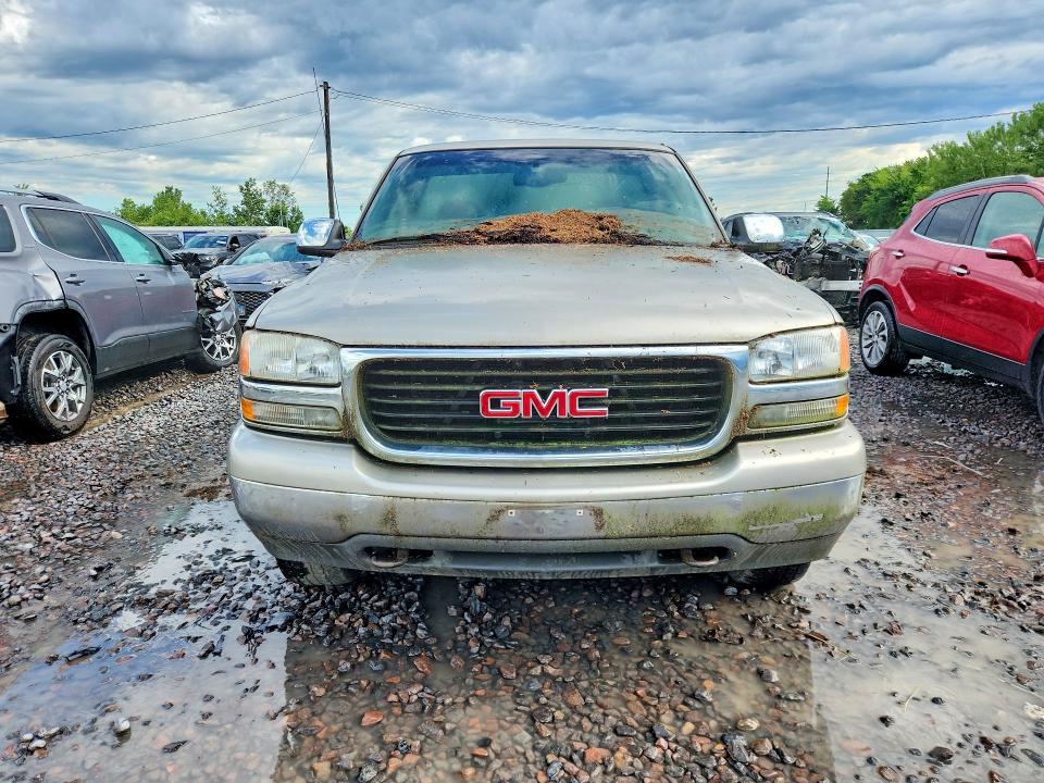 57250026 :رقم المزاد ، 1GTEK14T22Z231054 vin ، 2002 Gmc New Sierra مزاد بيع