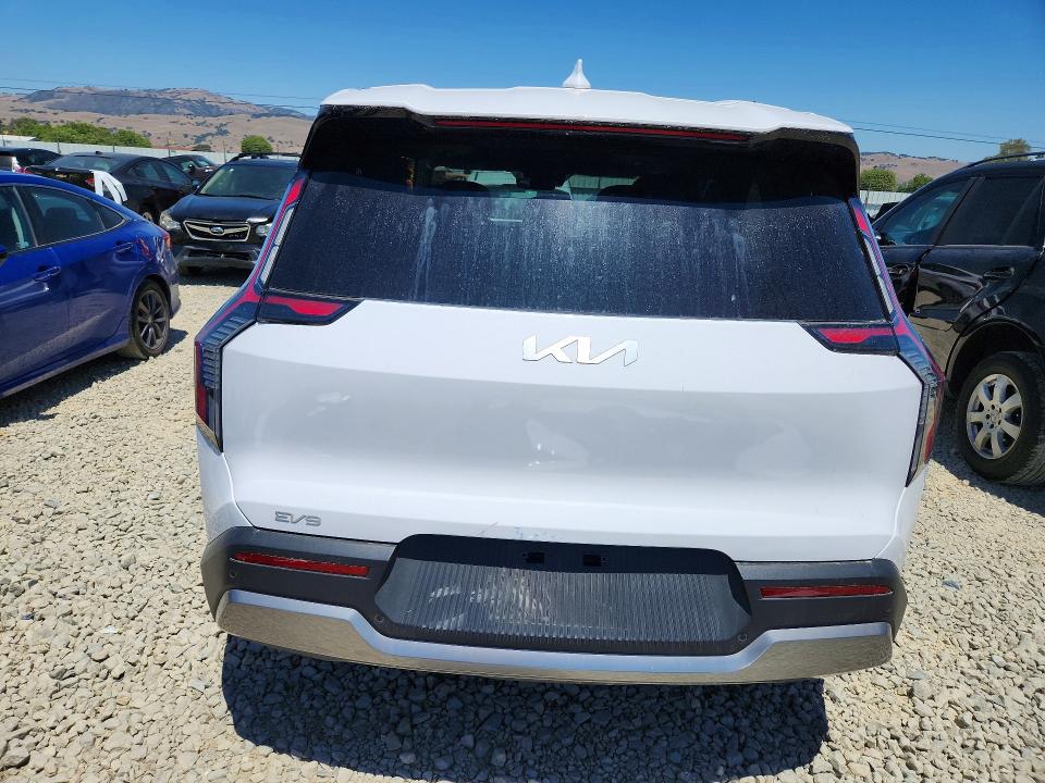 57571956 :رقم المزاد ، 5XYAB5S13TG004091 vin ، 2026 Kia Ev9 مزاد بيع