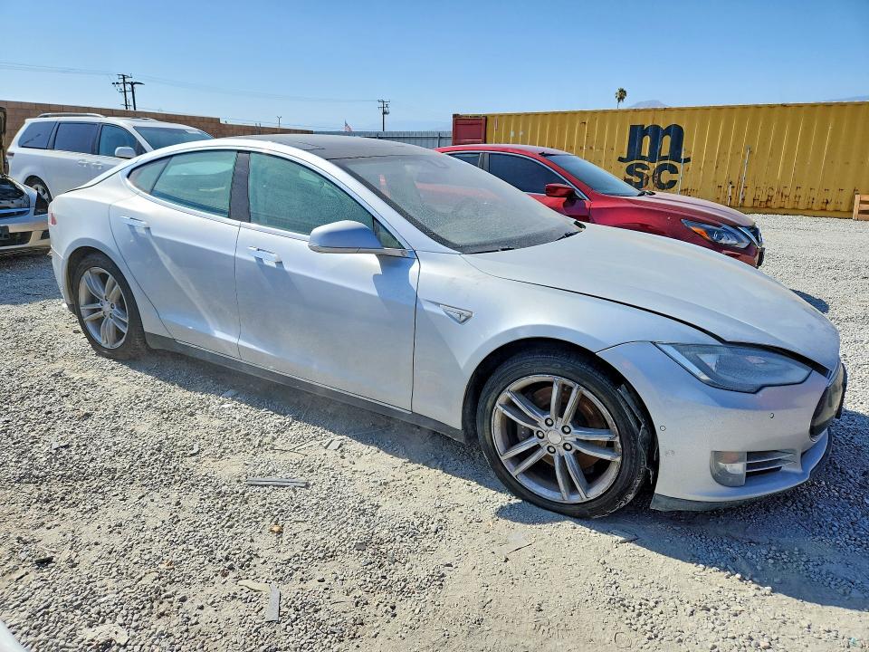 Aukcja sprzedaży 2014 Tesla Model S, vin: 5YJSA1H1XEFP52371, numer aukcji: 58814796