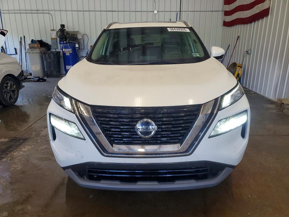 58430926 :رقم المزاد ، 5N1AT3BB2MC741570 vin ، 2021 Nissan Rogue مزاد بيع
