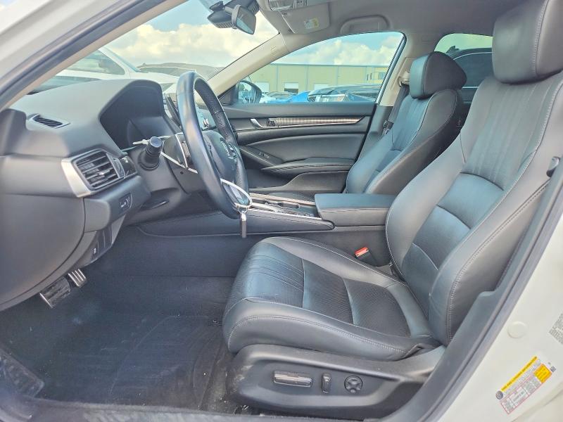 57617226 :رقم المزاد ، 1HGCV1F47MA111726 vin ، 2021 Honda Accord مزاد بيع